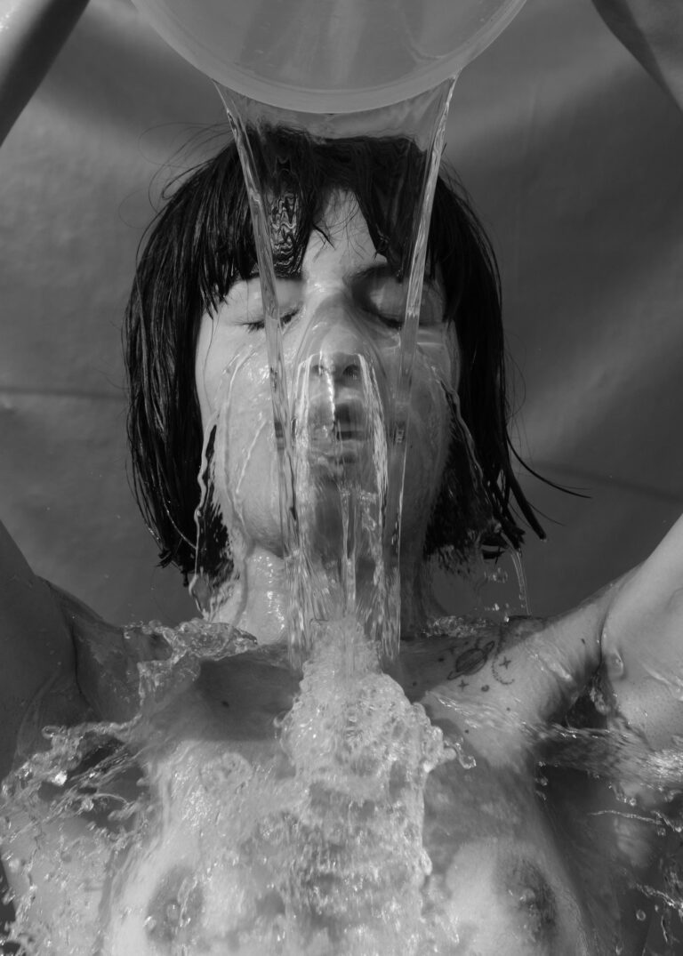 Sto imparando a conoscermi — fotografia in anteprima 3, fanzine di Luca Pistillo