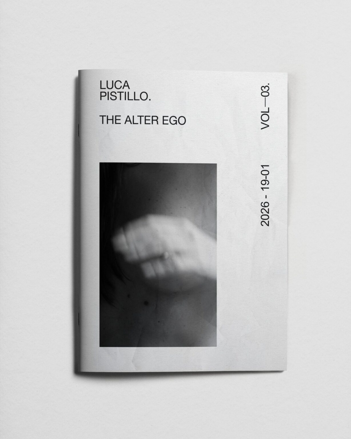 The Alter Ego — copertina della fanzine fotografica di Luca Pistillo